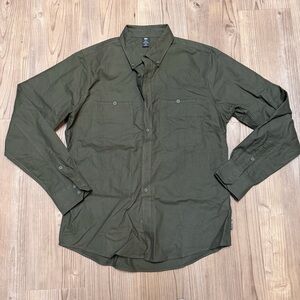 NWOT Helly Hansen button down